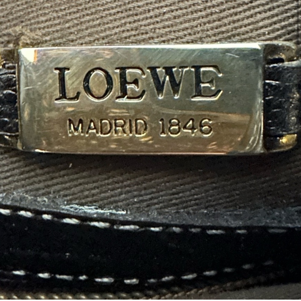 LOEWE Shoulder Bag Crossbody Backt Anagram Lamb Leather Black - Picture 6 of 8